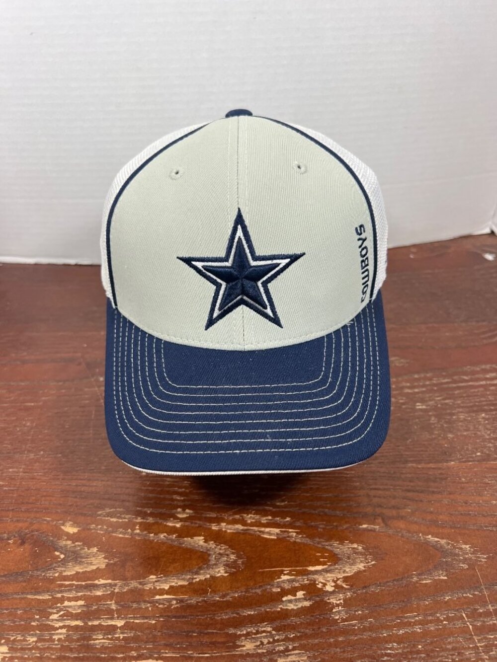 Dallas Cowboys NFL Reebok Mesh Trucker Hat Navy & White Adjustable Cap H5